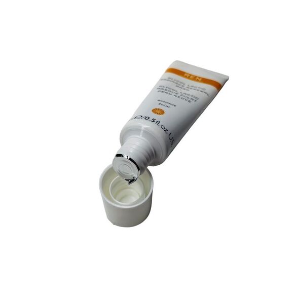 3/$20💗 Ren Clean Skincare Glycol Lactic Radiance Renewal Mask - Picture 7 of 7